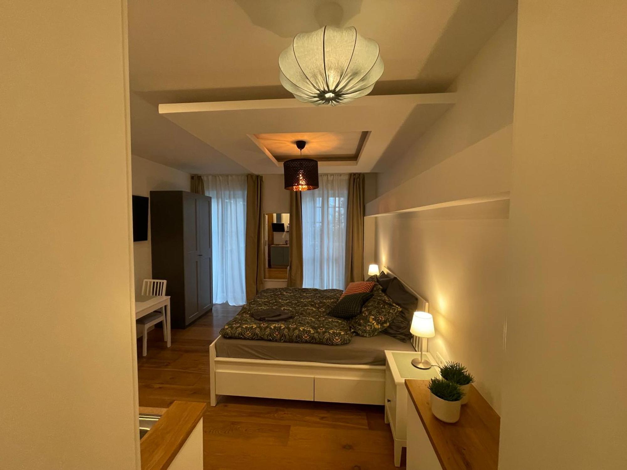 Boutique Hotel Pension Luisengruen Kueche 1Gbs Wlan Netflix Disney Magentatv Chemnitz Luaran gambar