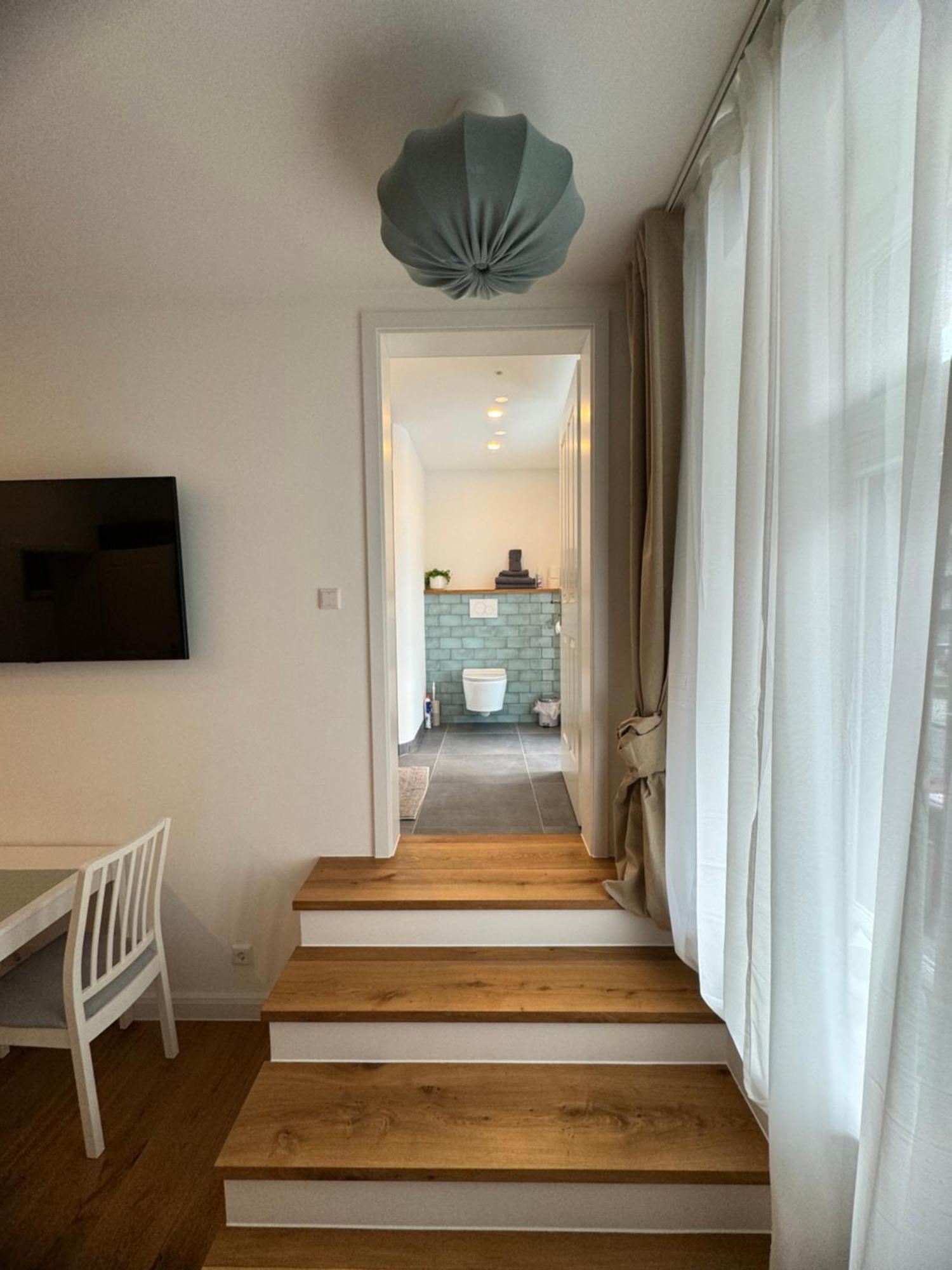 Boutique Hotel Pension Luisengruen Kueche 1Gbs Wlan Netflix Disney Magentatv Chemnitz Luaran gambar