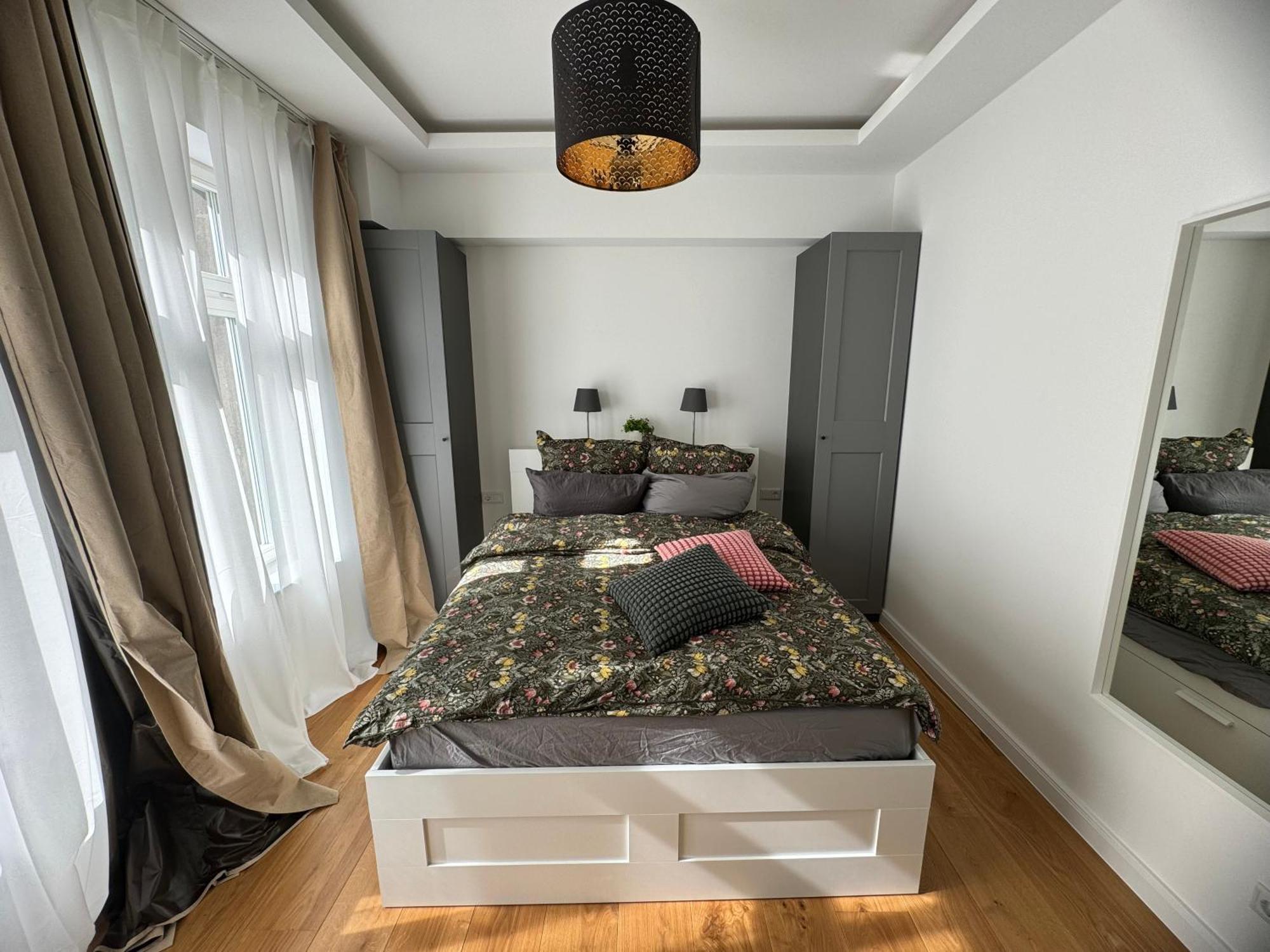 Boutique Hotel Pension Luisengruen Kueche 1Gbs Wlan Netflix Disney Magentatv Chemnitz Luaran gambar